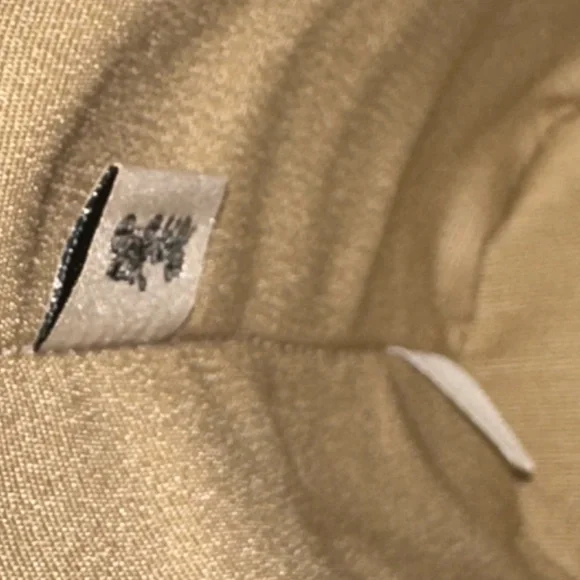 Coach Mini Bucket Bag With Strawberry Print - Picture 7 of 7